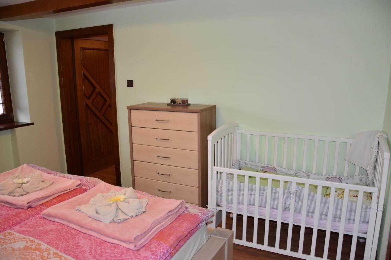 Appartamento Dafinka Banská Bystrica Esterno foto