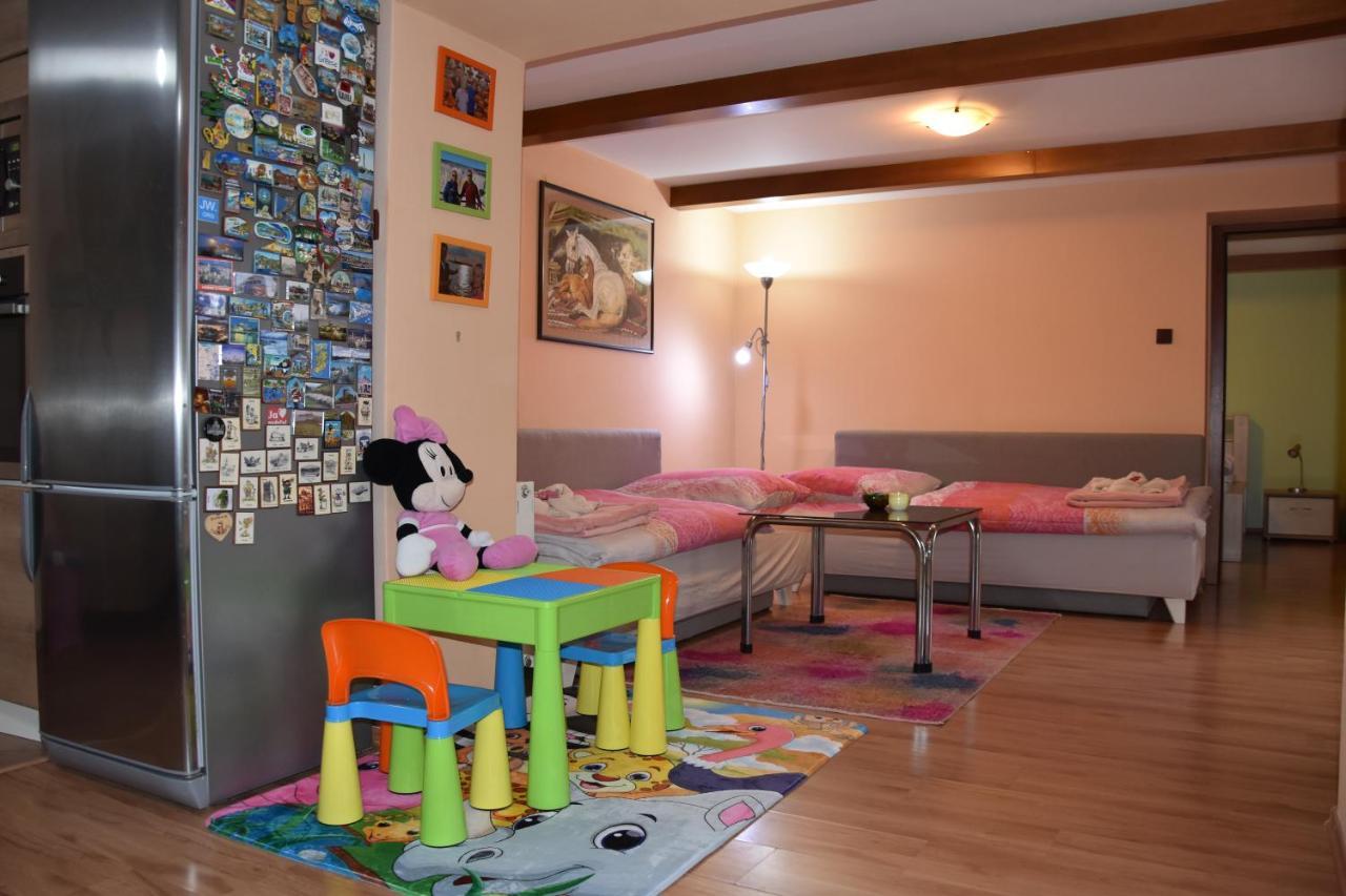 Appartamento Dafinka Banská Bystrica Esterno foto