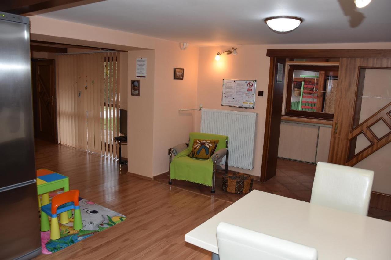 Appartamento Dafinka Banská Bystrica Esterno foto