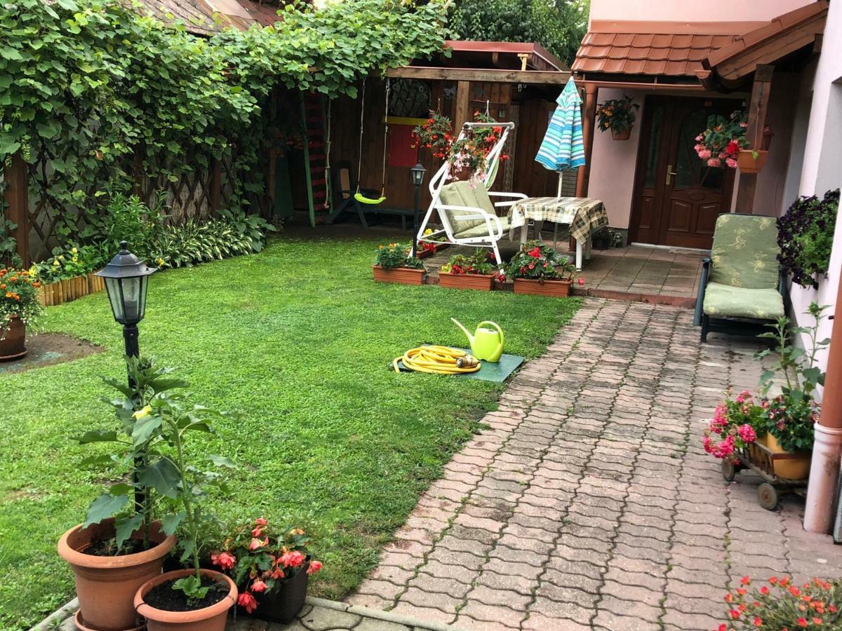 Appartamento Dafinka Banská Bystrica Esterno foto